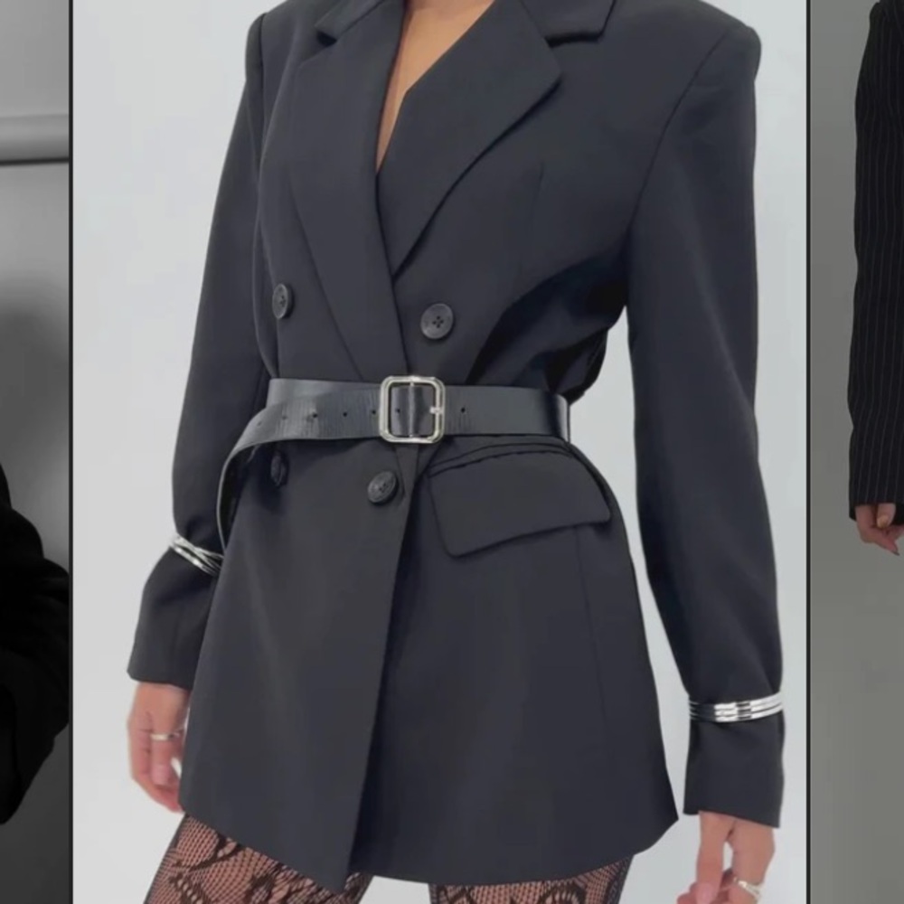 NWT bleach proof salon blazer XS